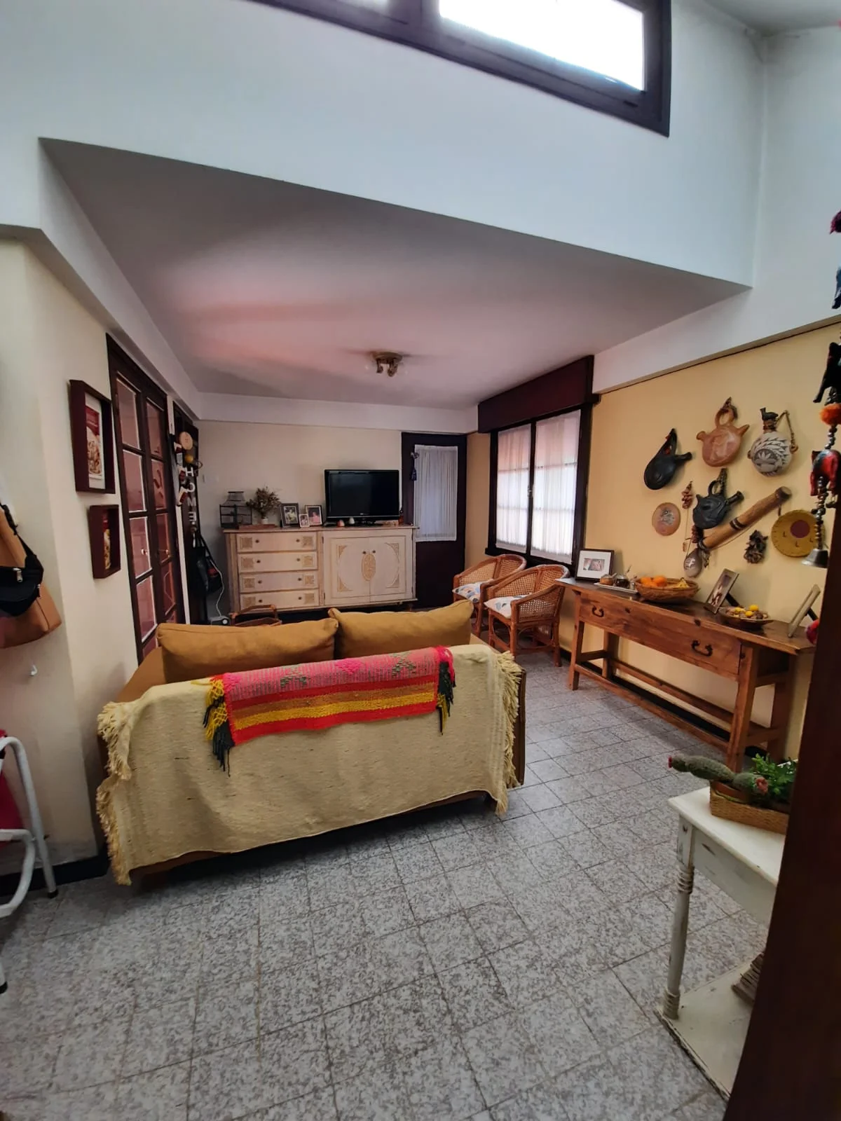 Casa con pileta en corazón de Jesús María — foto 6