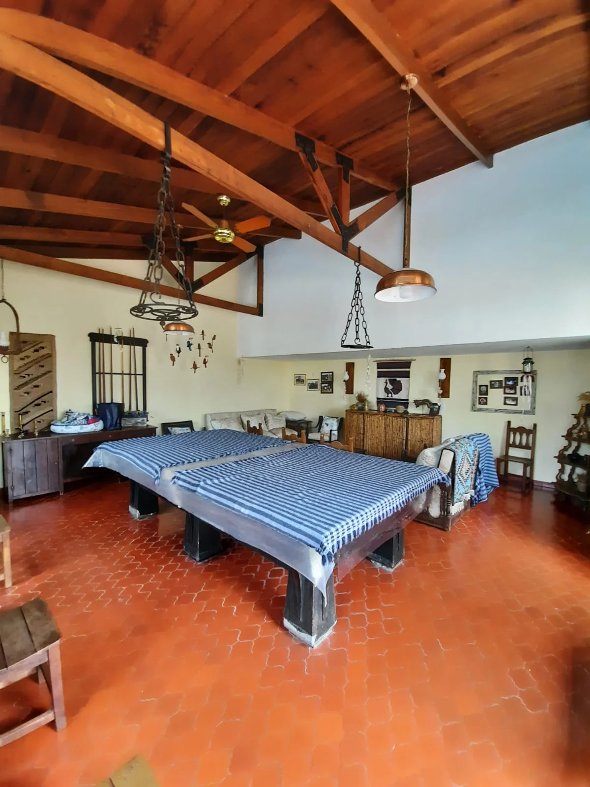 Casa con pileta en corazón de Jesús María — foto 3