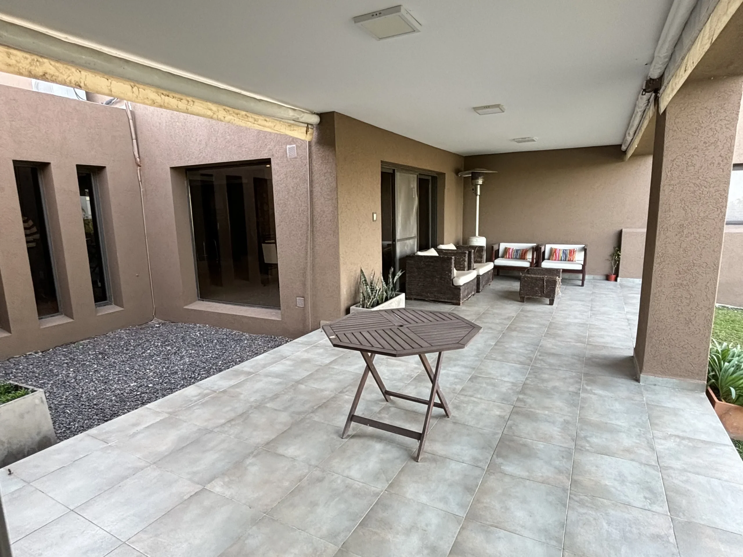 Importante propiedad en Jesús María a metros del Colegio Seminario – 3 dorm, suite y terraza — foto 11