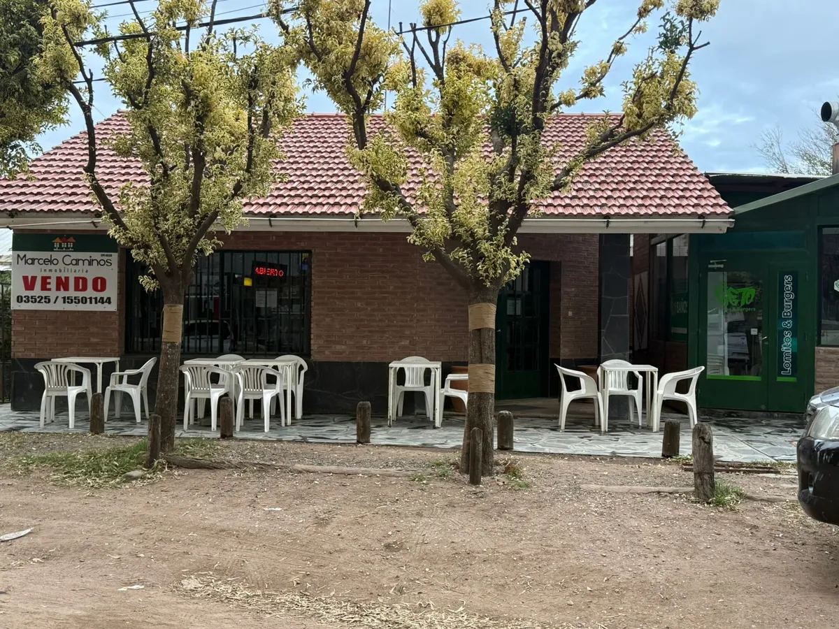 Ruta 9 Sinsacate: Casa con Locales y 938 m2 Terreno — foto 13