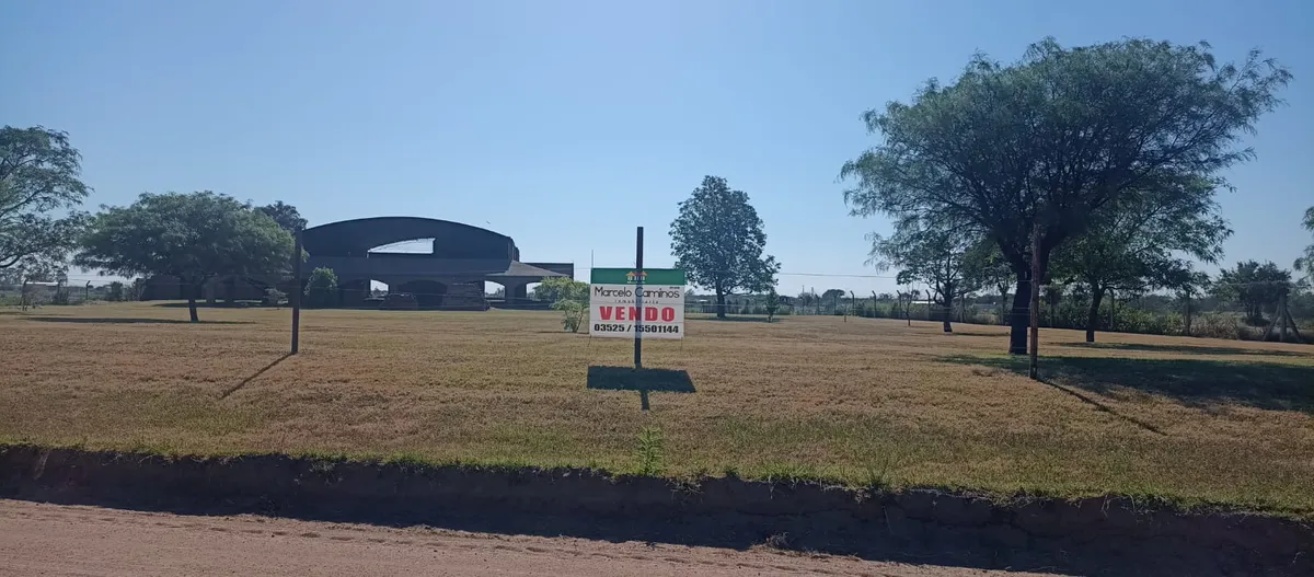 Terreno de 1 hectárea con perforación en Sinsacate, Córdoba